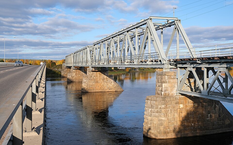 Suutarinkorva road and railway bridges 2