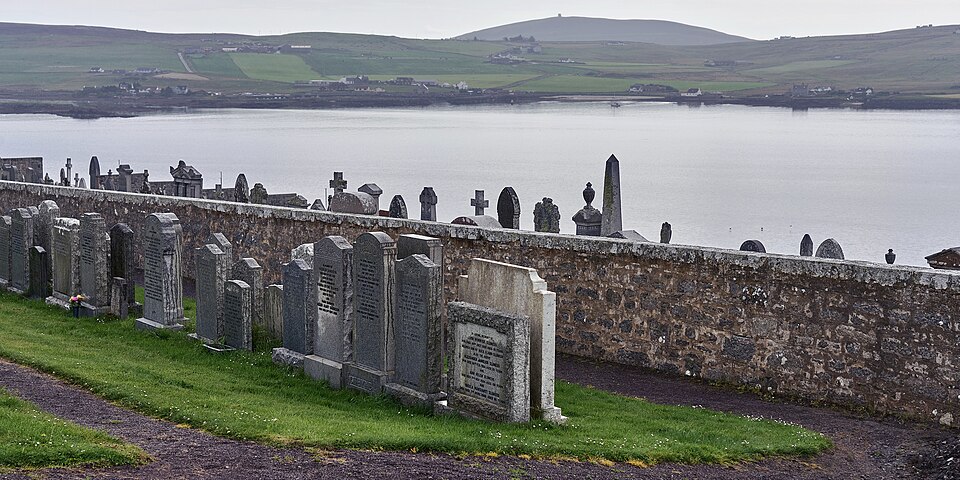 05947 GBR Shetland Lerwick new cemetery 01 V P
