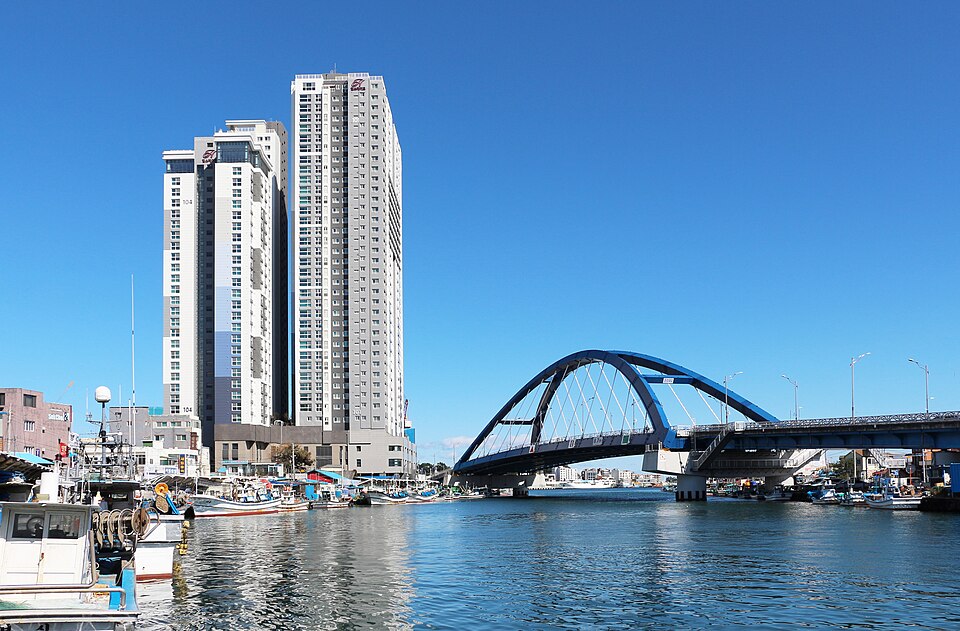 Geumgang Bridge, Sokcho 02