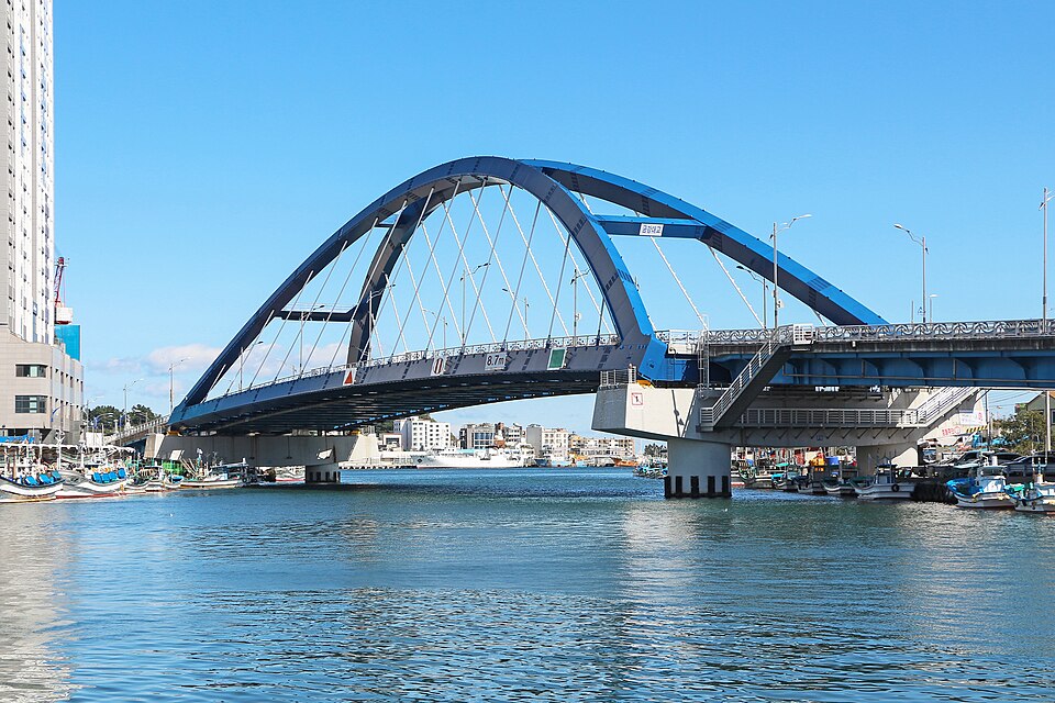 Geumgang Bridge, Sokcho 01