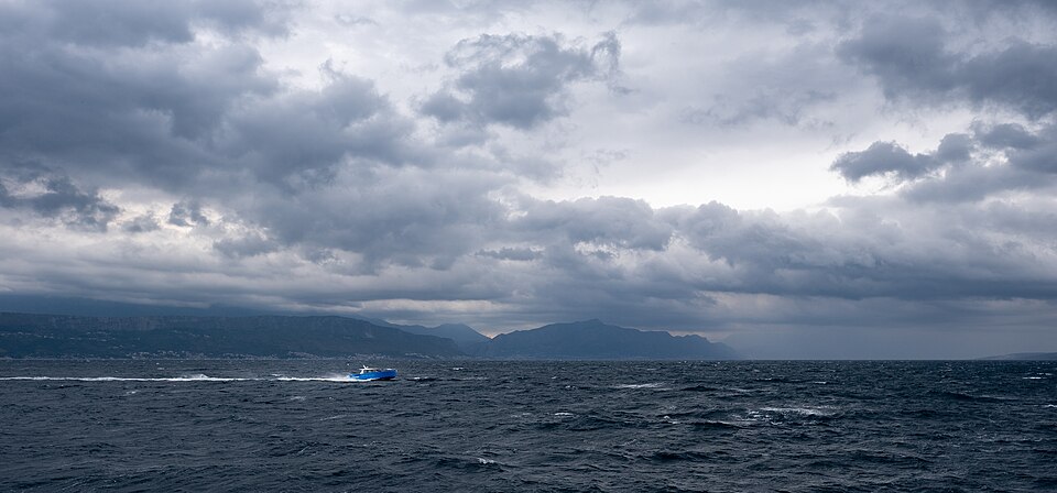 Speed boat coming from the Split harbour, seen from a ferry, Croatia (PPL1 Corrected) julesvernex2