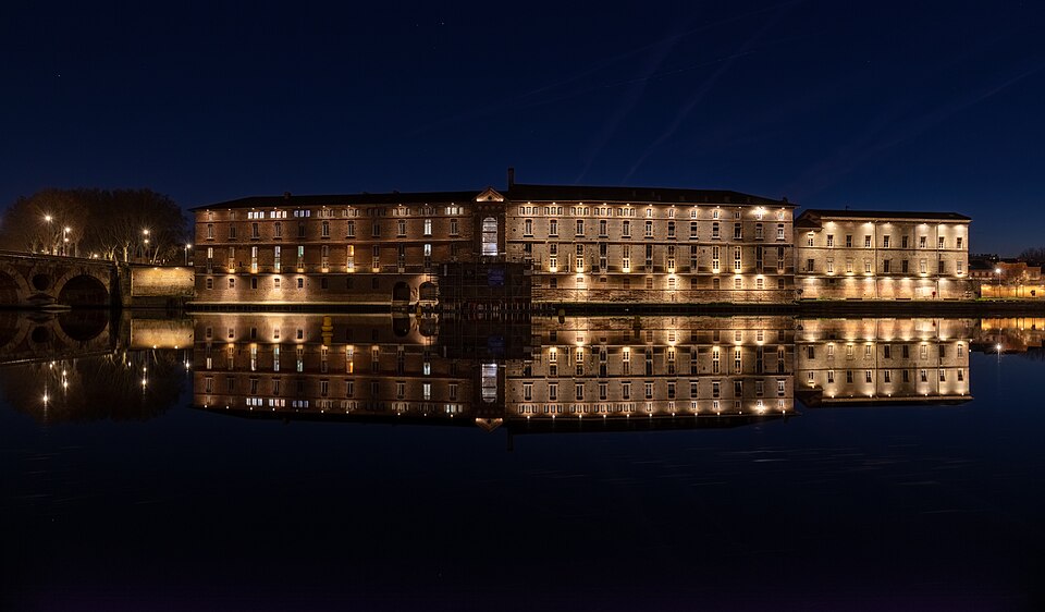 Hospital Dieu de Toulouse, Toulouse, Francia, 2023 01 06, DD 126 128 HDR