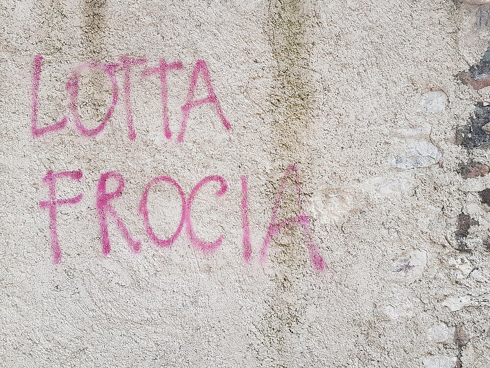 Lotta Frocia graffiti on cemetery wall cimitero monumentale di Trento, Trentino Alto Adige, Italy 2021 08 29