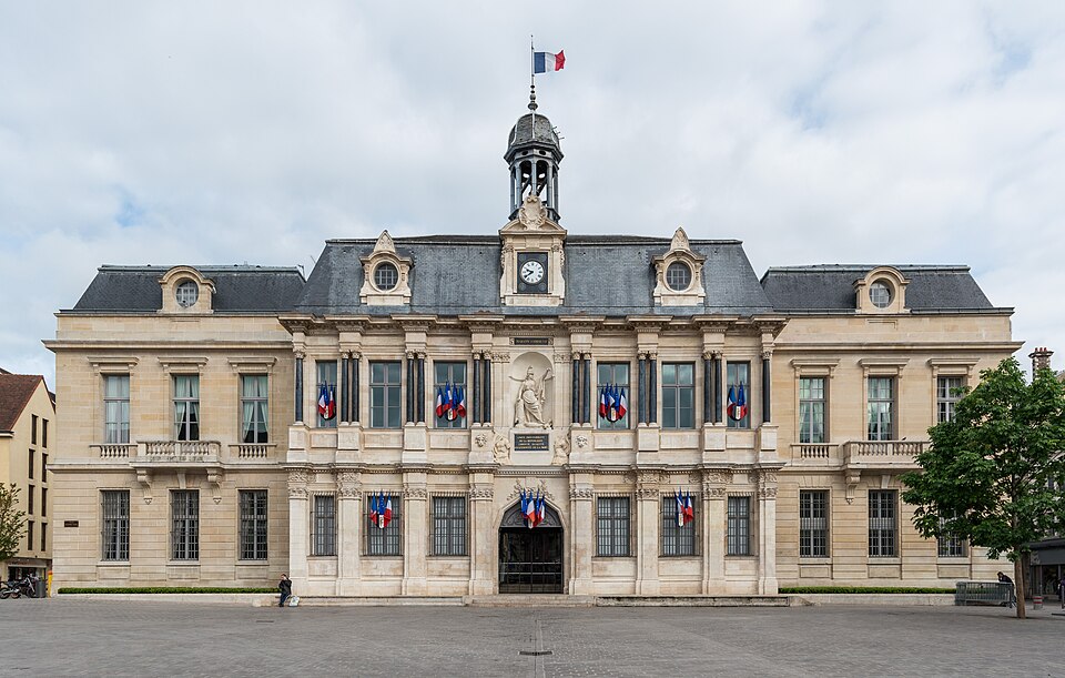 Maison Commune Hôtel de Ville, Troyes 20140509 1