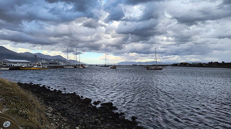 Canal Beagle, Ushuaia, Tierra del Fuego, Argentina, 2026 (71643)