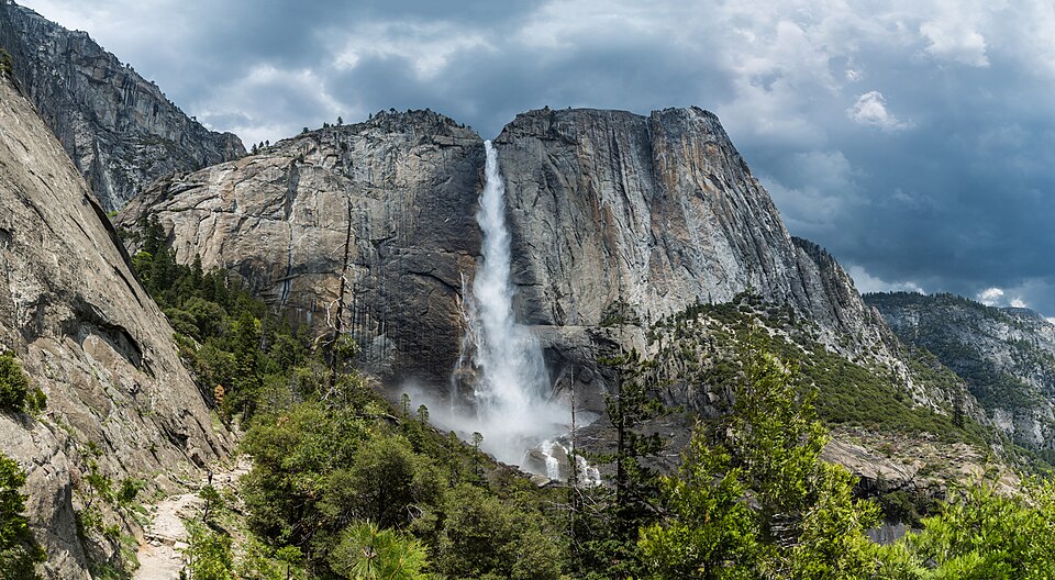 Yosemite Falls from trail, Yosemite NP, CA, US Diliff