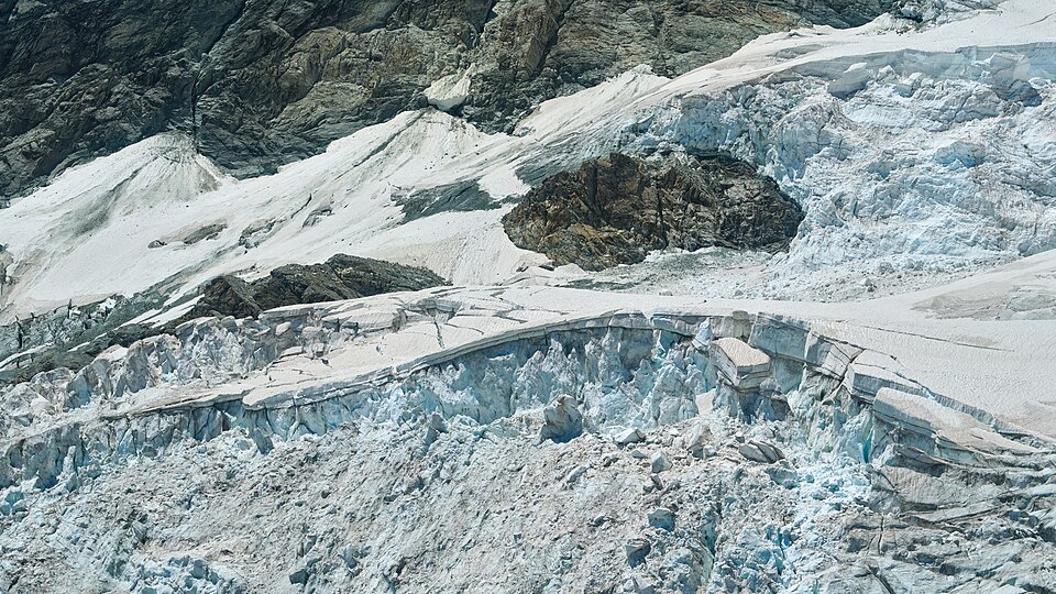 CH.VS.Zermatt 2022 07 16 Air Zermatt 5782 16x9 R 11K